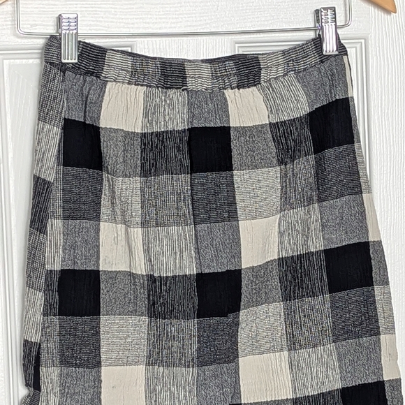 Angie Women's (Small) Black & Cream Checkered/Plaid Button-Down Front Midi Skirt - Picture 4 of 12